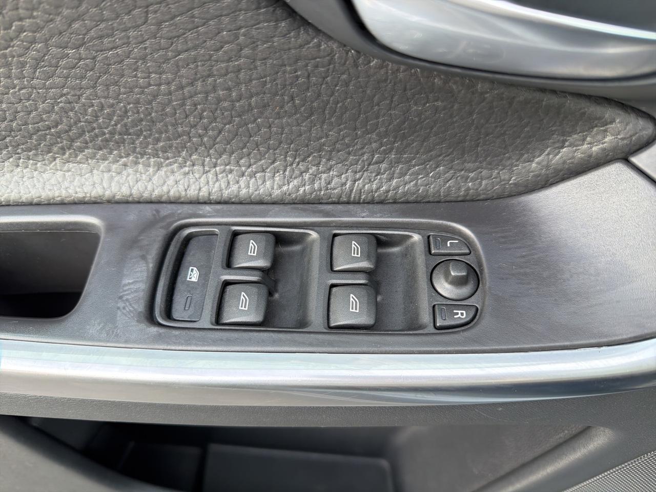 2012 Volvo XC60 T6 Bend OR