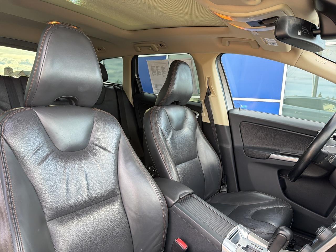 2012 Volvo XC60 T6 Bend OR