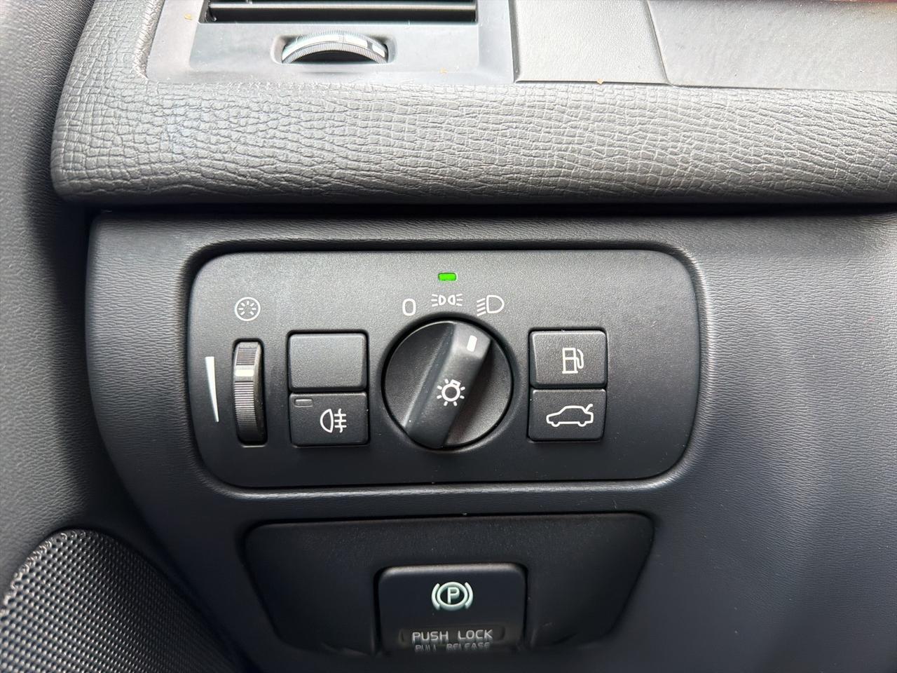 2012 Volvo XC60 T6 Bend OR