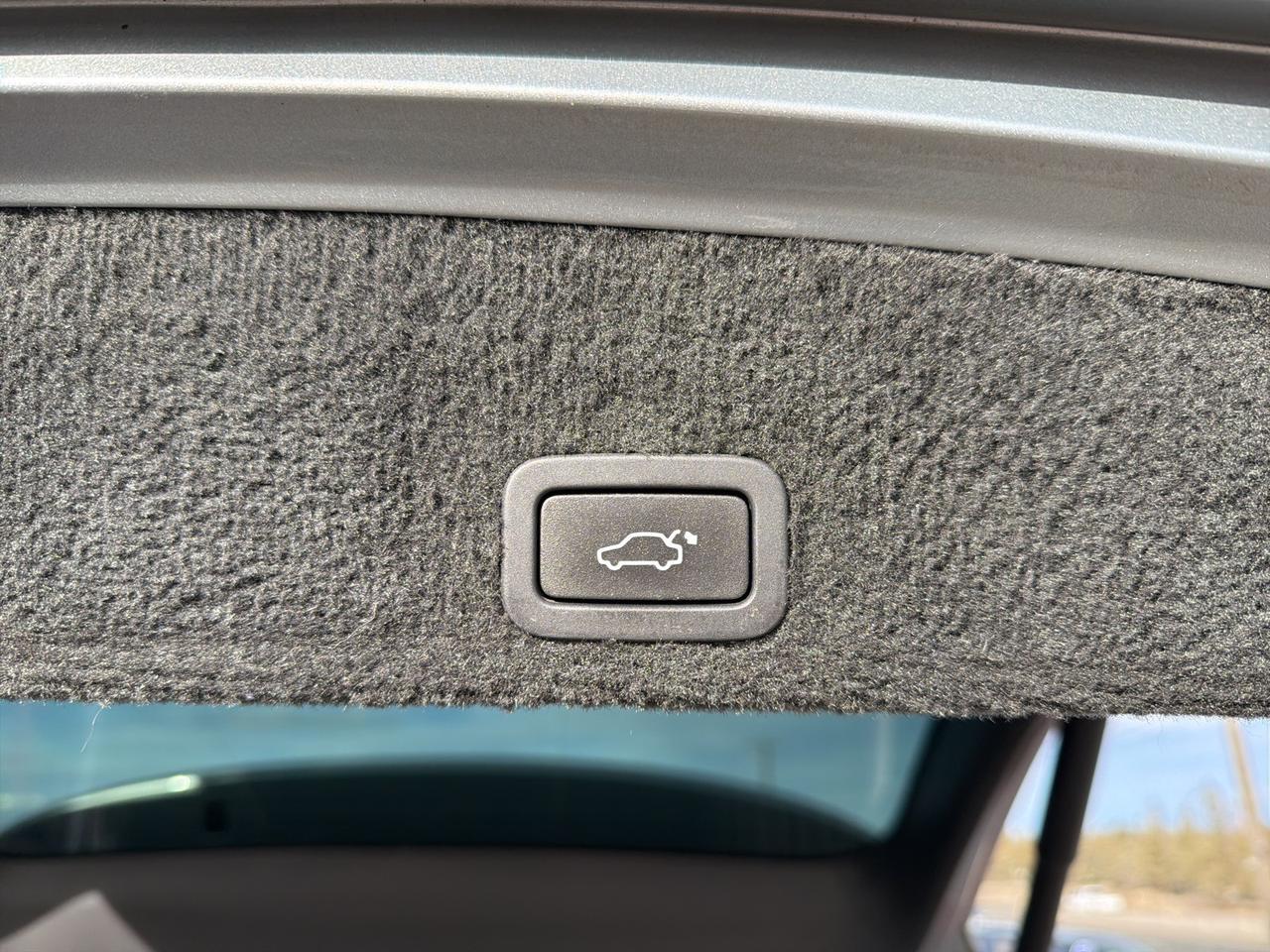 2012 Volvo XC60 T6 Bend OR