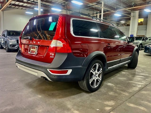2012 Volvo XC70 T6 AWD Platinum | High Performance Audio, Adaptive Cruise, BLIS, Technology & Climate Packages Portland OR