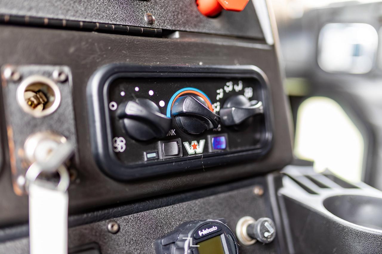 2012 Western Star 4900 FA T/A Tractor Sleeper Heavy Spec Red Deer AB