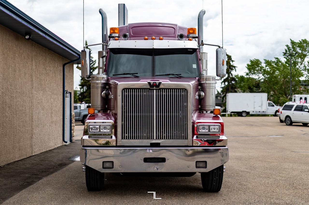 2012 Western Star 4900 FA T/A Tractor Sleeper Heavy Spec Red Deer AB