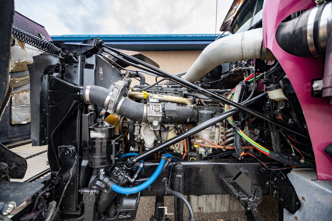 2012 Western Star 4900 FA T/A Tractor Sleeper Heavy Spec Red Deer AB