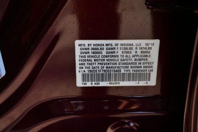 2013 Acura ILX 2.0L / Tech Package / Heated Seats / Power Sunroof! High Point NC