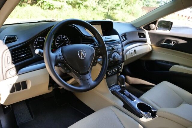 2013 Acura ILX 2.0L / Tech Package / Heated Seats / Power Sunroof! High Point NC