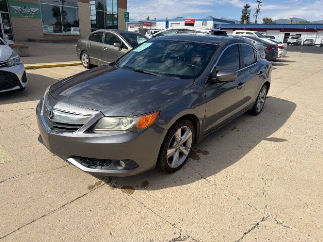 2013 Acura ILX 5-Spd AT w/ Premium