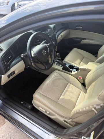 2013 Acura ILX 5-Spd AT w/ Premium Sandy UT
