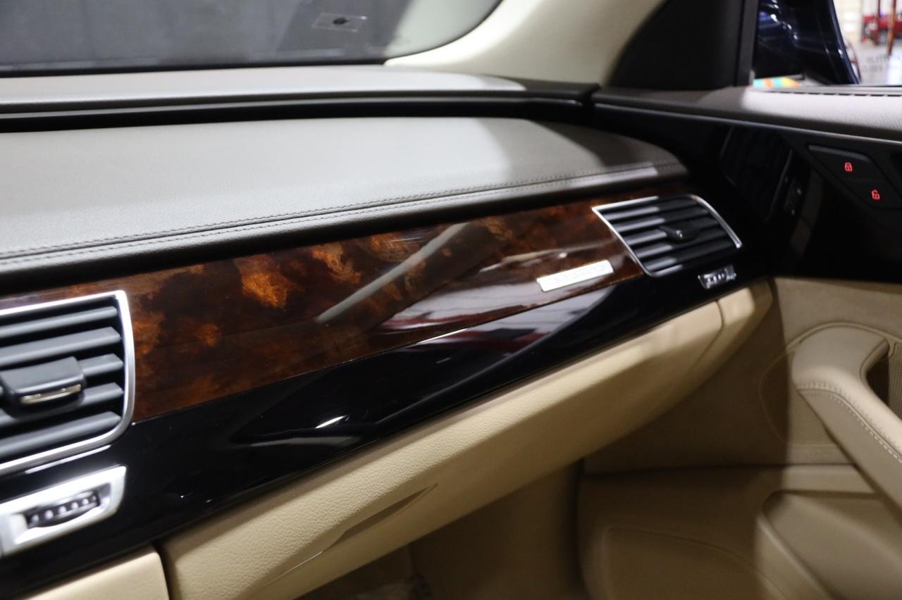 2013 Audi A8 L 3.0L 4dr Sedan Skokie IL