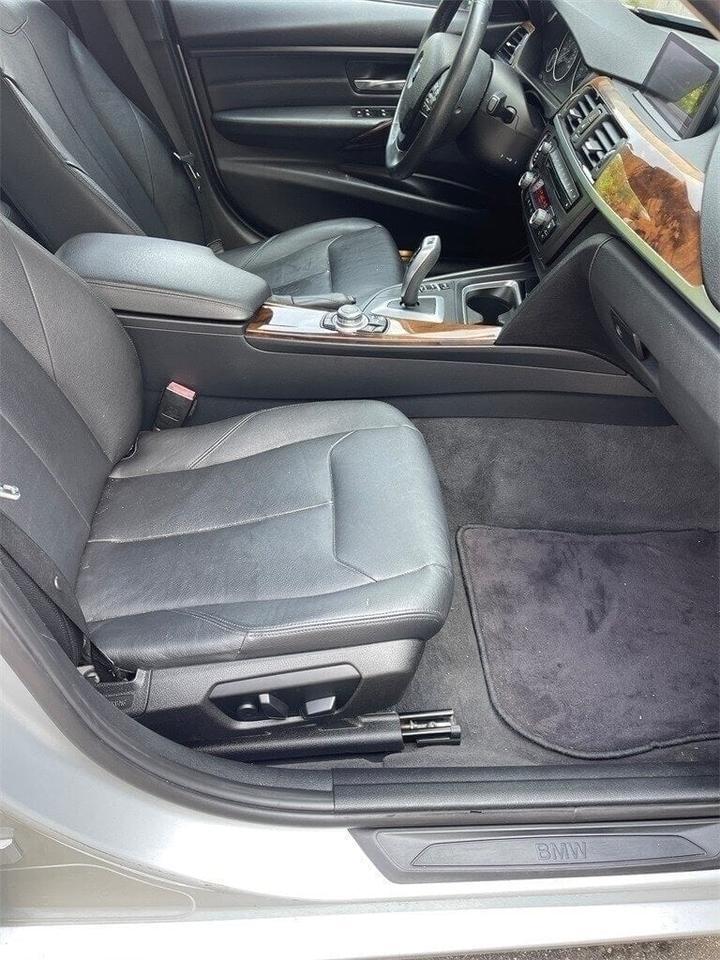 2013 BMW 3 Series 328i xDrive Orange MA