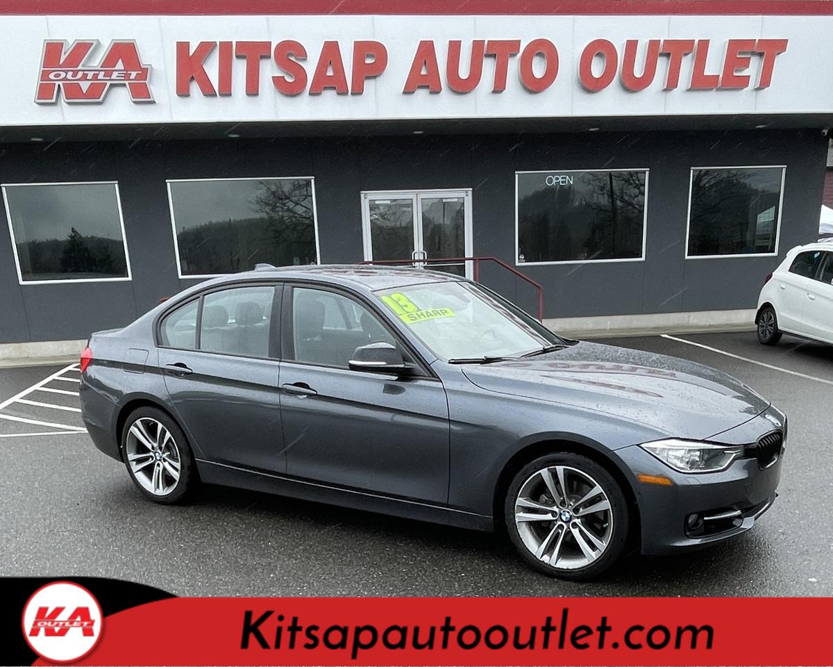 2013 BMW 3 Series 328i xDrive Sedan 4D
