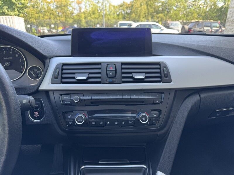 2013 BMW 328i xDrive Willow Grove PA