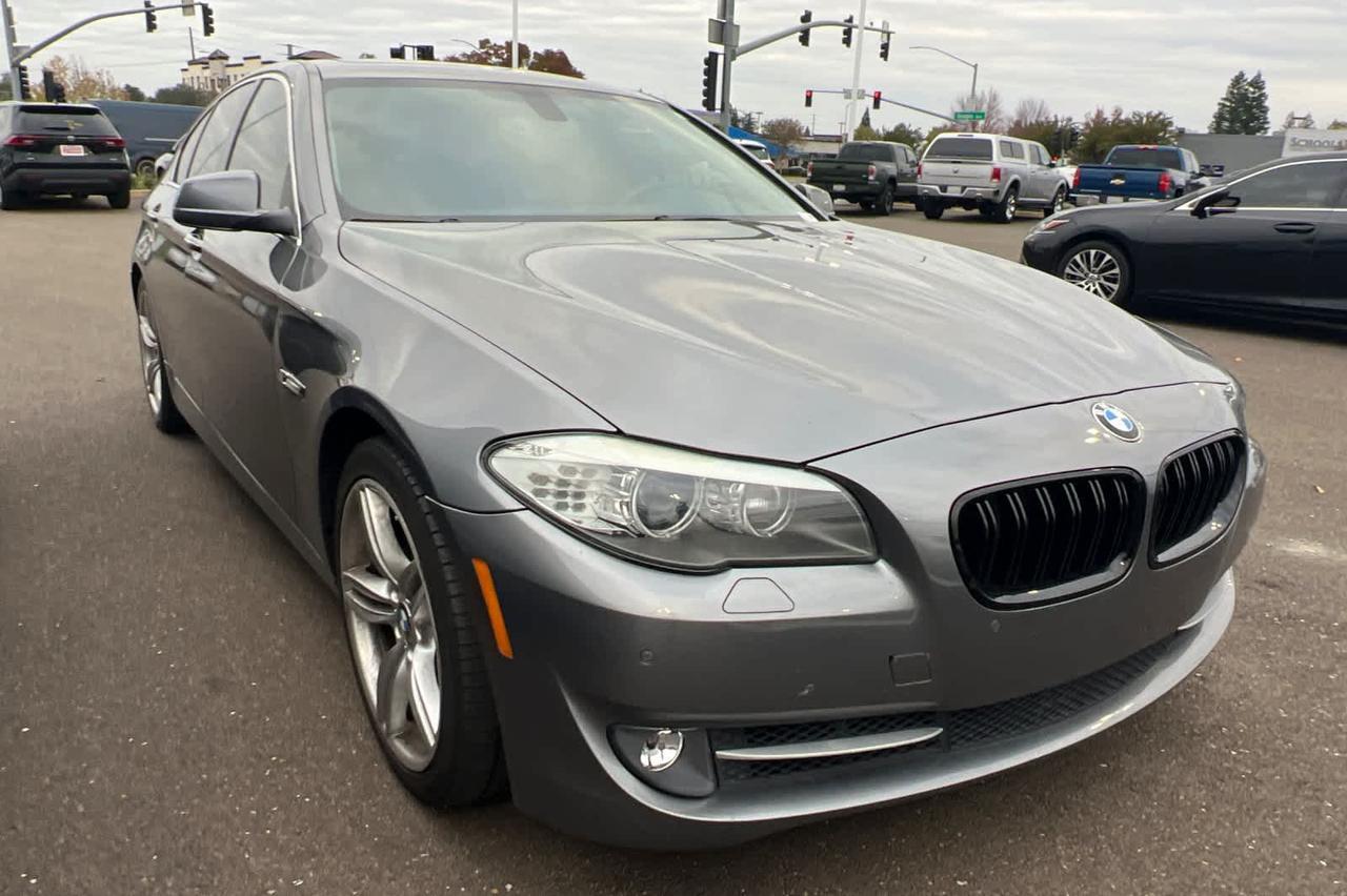 2013 BMW 5 Series 528i