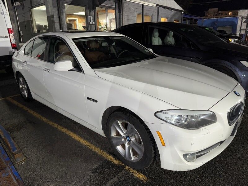 2013 BMW 5 Series 528i xDrive AWD w/ Premium Package Arlington VA