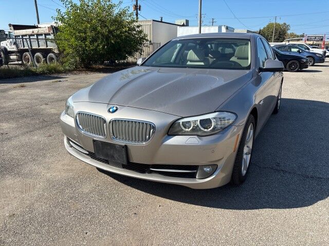 2013 BMW 5 Series 550i