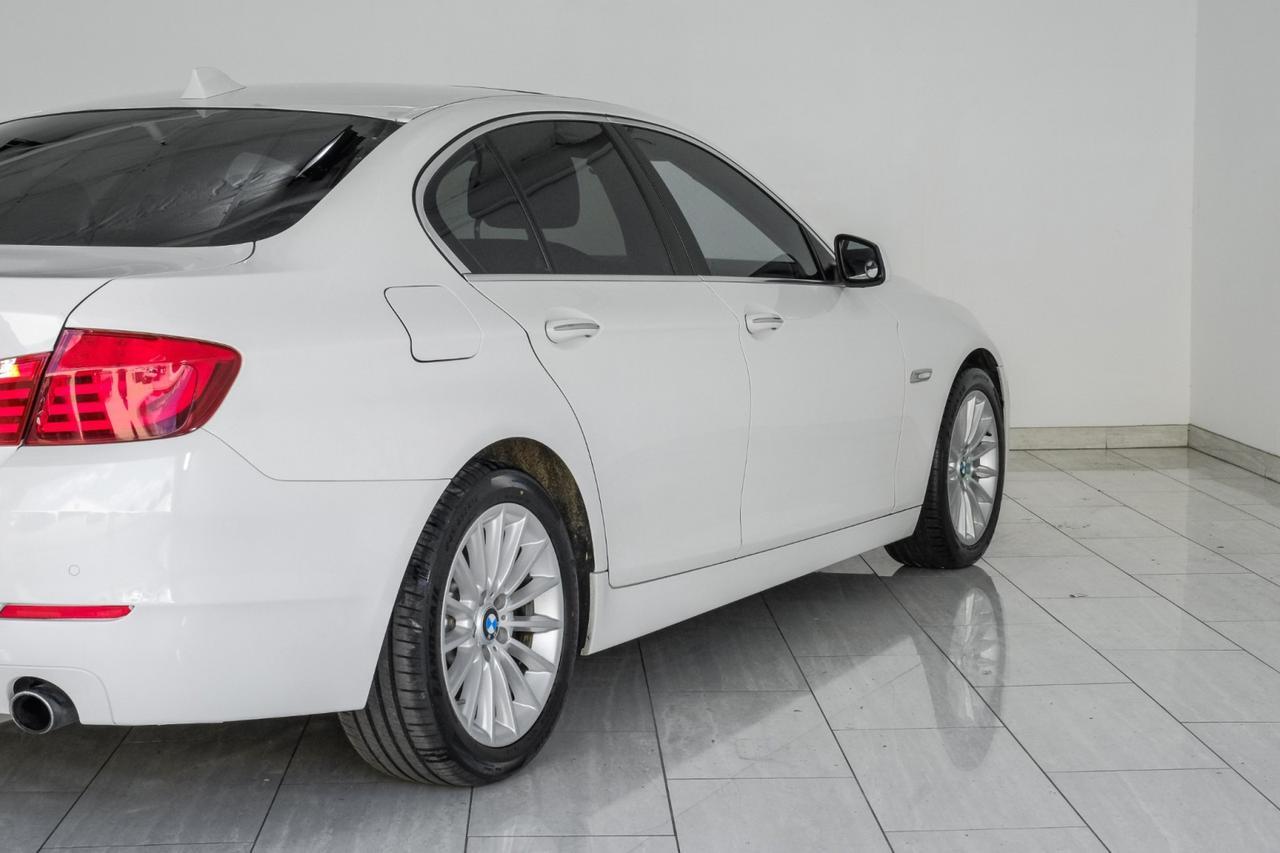 2013 BMW 535i SUNROOF LEATHER SEATS REAR CAMERA KEYLESS START BLUETOOTH Carrollton TX