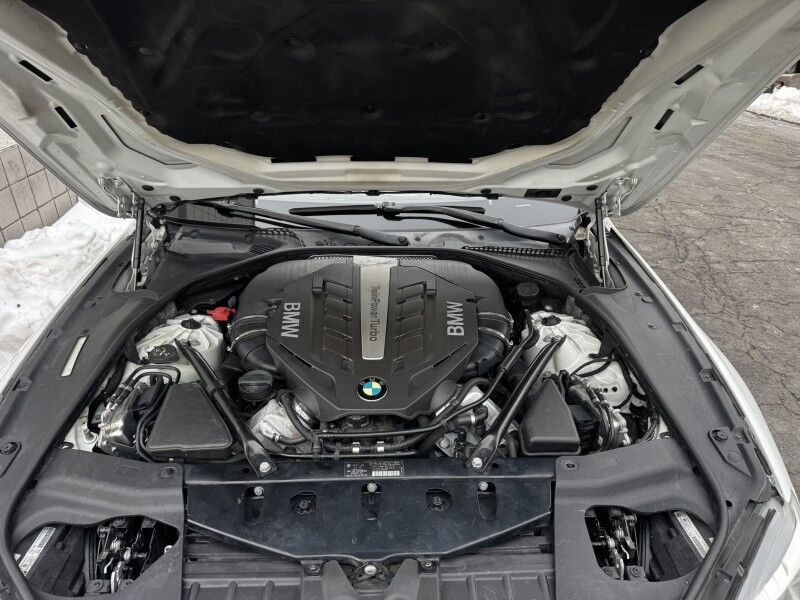 2013 BMW 6 Series 650i