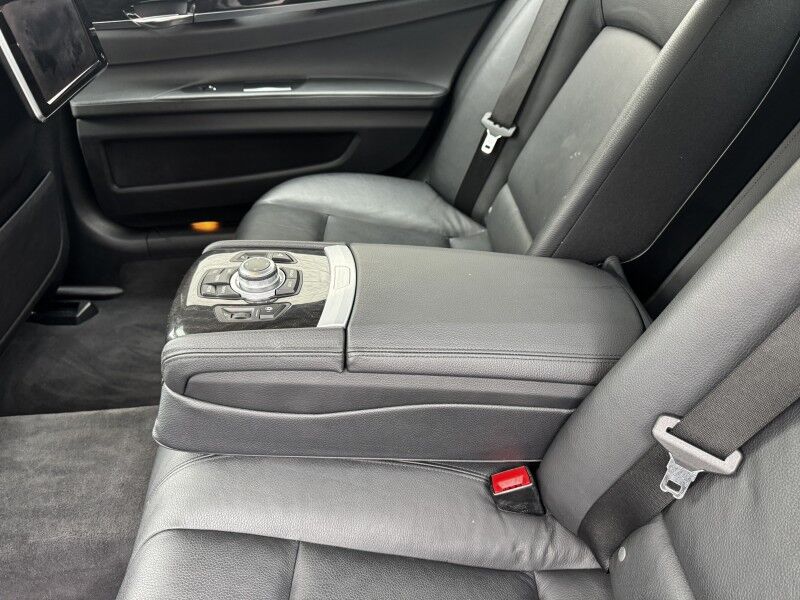 2013 BMW 740Li xDrive Willow Grove PA