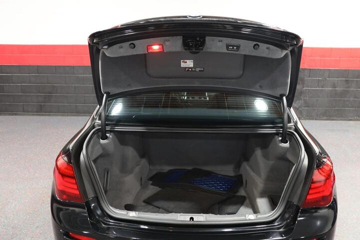 2013 BMW 750i M Sport 4dr Sedan Chicago IL