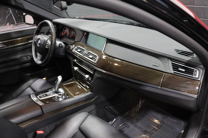 2013 BMW 750i M Sport 4dr Sedan Chicago IL