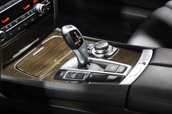 2013 BMW 750i M Sport 4dr Sedan Chicago IL