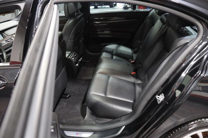 2013 BMW 750i M Sport 4dr Sedan Chicago IL