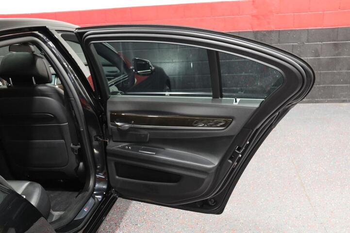 2013 BMW 750i M Sport 4dr Sedan Chicago IL