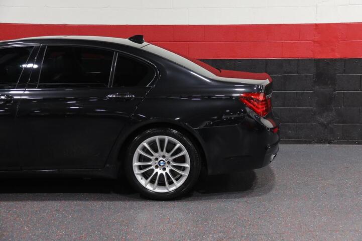 2013 BMW 750i M Sport 4dr Sedan Chicago IL