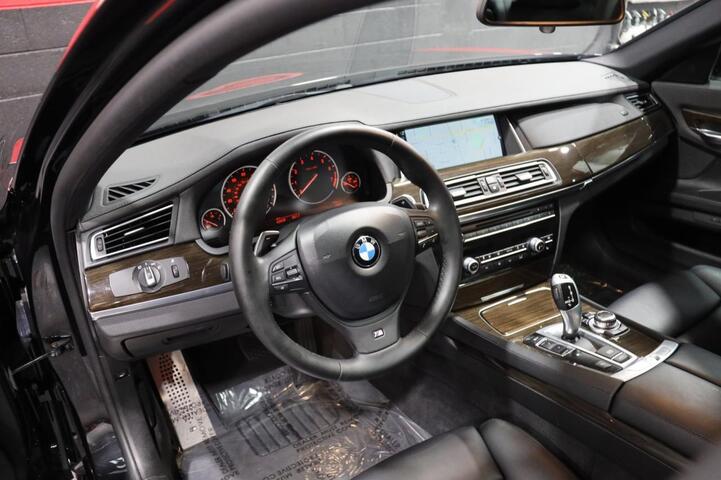 2013 BMW 750i M Sport 4dr Sedan Chicago IL