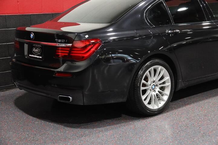 2013 BMW 750i M Sport 4dr Sedan Chicago IL