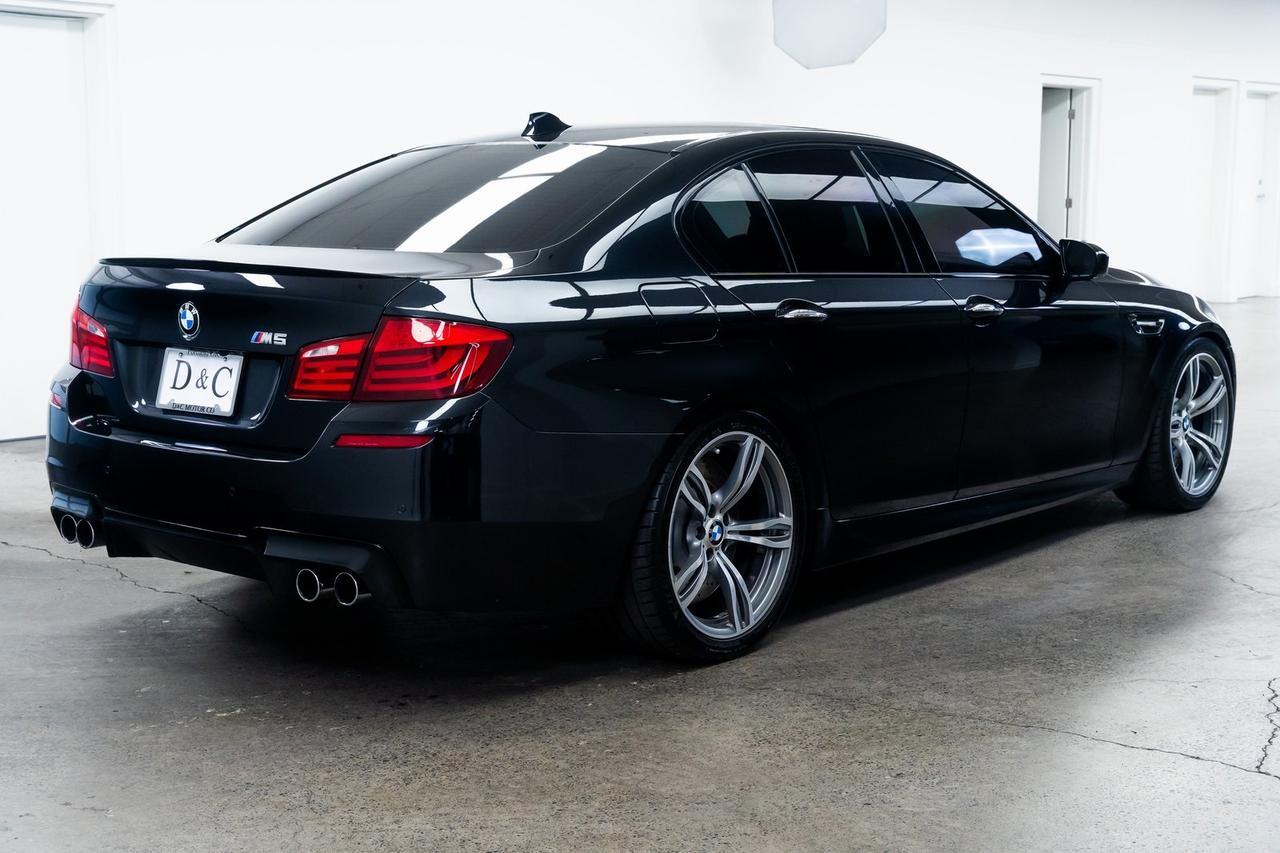 2013 BMW M5 Base Vented Seats Executive Package Portland OR