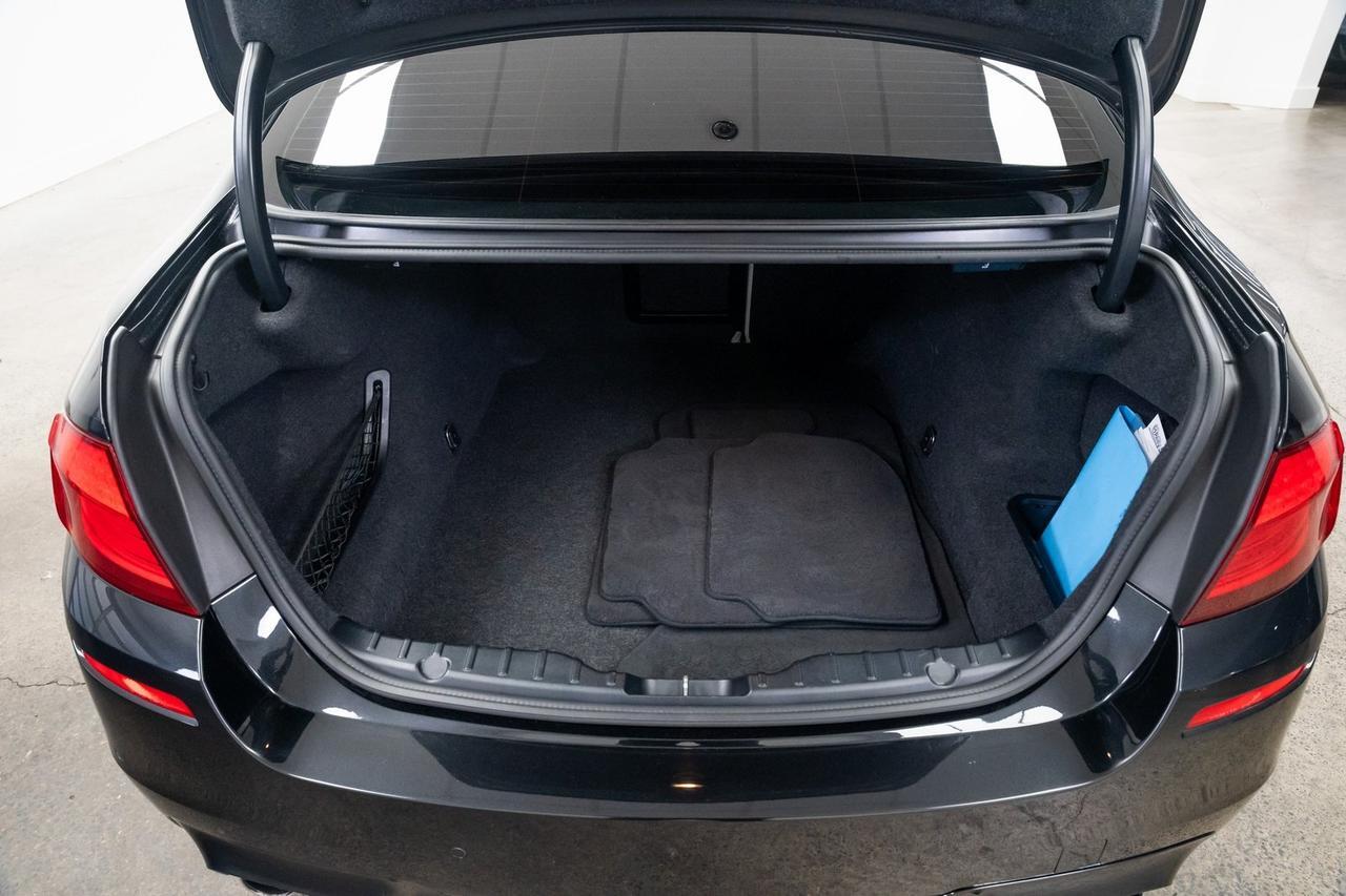 2013 BMW M5 Base Vented Seats Executive Package Portland OR