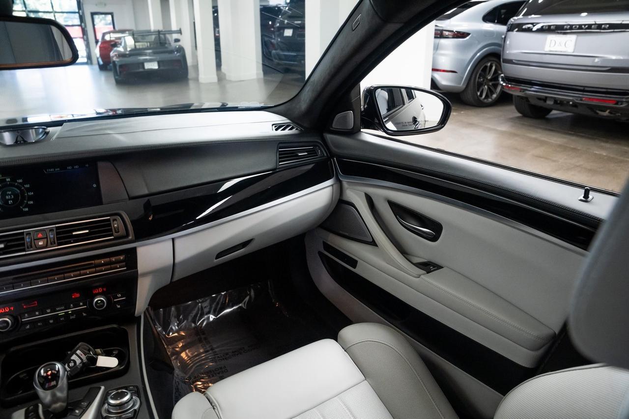 2013 BMW M5 Base Vented Seats Executive Package Portland OR