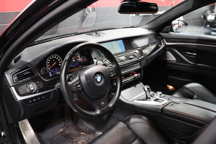 2013 BMW M5 Executive Package 4dr Sedan Chicago IL