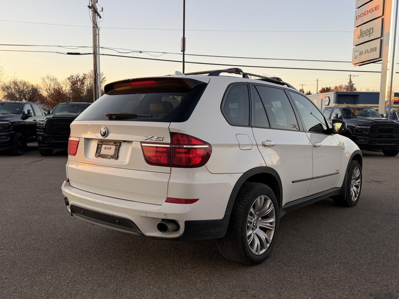 2013 BMW X5 35i AWD SUV | 3L i6 | Keyless Entry | Heated Seats Redwater AB