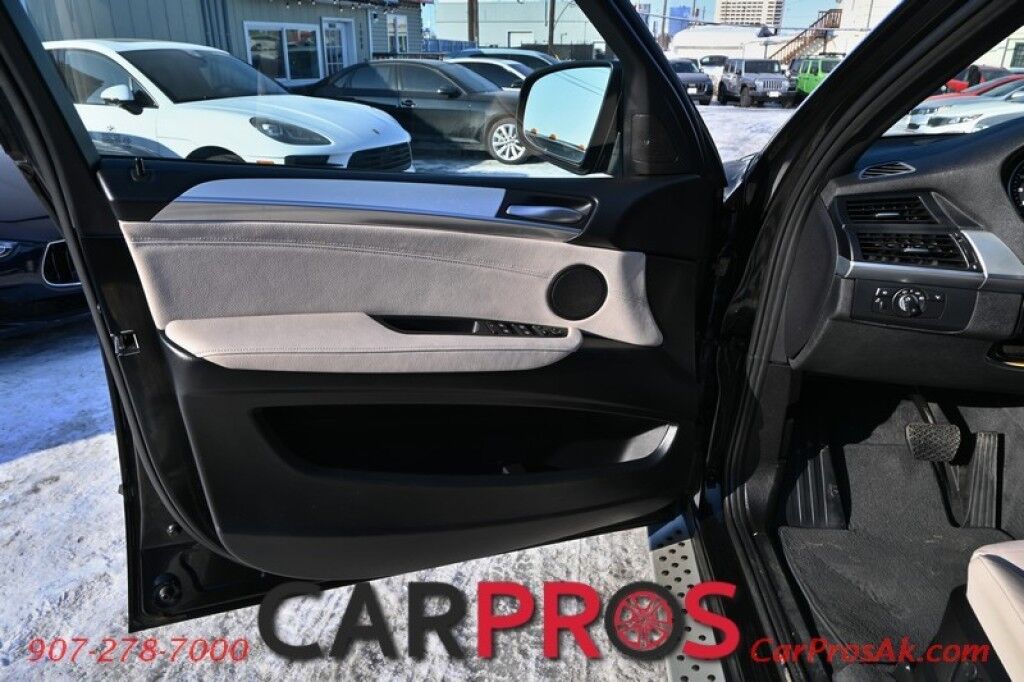 2013 BMW X5 xDrive50i - 4.4L V8 Turbo - AWD - Sport & Premium 2 Pkg - Power and Heated Leather Seats - HUD - Navigation - Keyless Entry - Push to Start - Backup Camera - Bluetooth - Rear Entertainment System w/ USB Adapter - Panoramic Sunroof - 1 Owner - Low Mil Anchorage AK