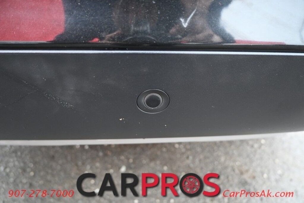 2013 BMW X6 xDrive35i - AWD - Premium & Cold Weather Pkg - Front & Rear Heated Leather Seats - Heated Steering Wheel - Push To Start - Navigation - Backup Camera - Bluetooth - Sunroof Anchorage AK