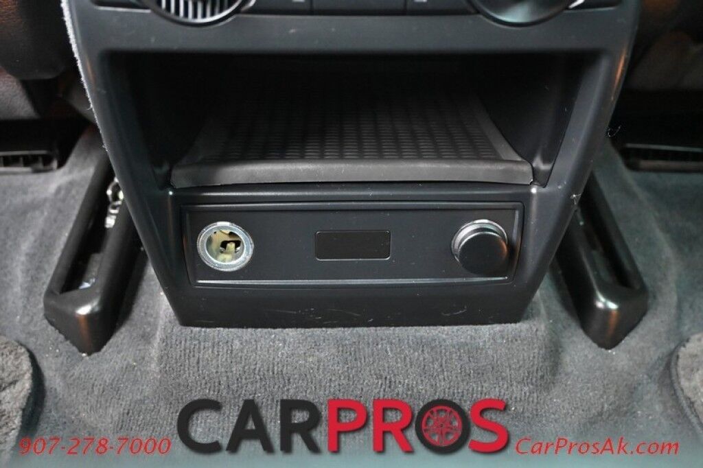 2013 BMW X6 xDrive35i - AWD - Premium & Cold Weather Pkg - Front & Rear Heated Leather Seats - Heated Steering Wheel - Push To Start - Navigation - Backup Camera - Bluetooth - Sunroof Anchorage AK