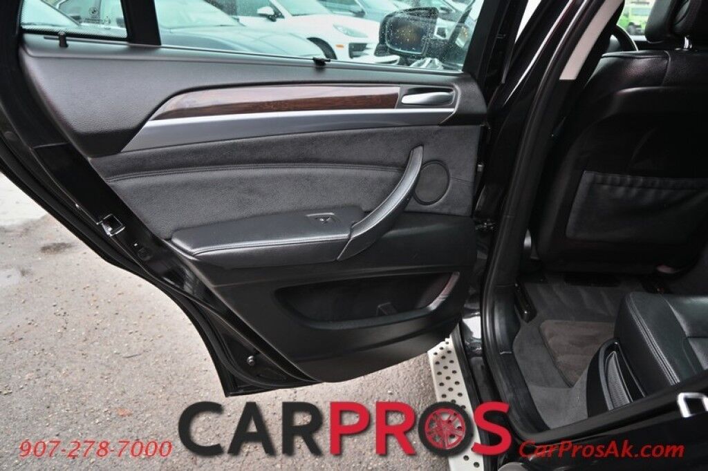 2013 BMW X6 xDrive35i - AWD - Premium & Cold Weather Pkg - Front & Rear Heated Leather Seats - Heated Steering Wheel - Push To Start - Navigation - Backup Camera - Bluetooth - Sunroof Anchorage AK