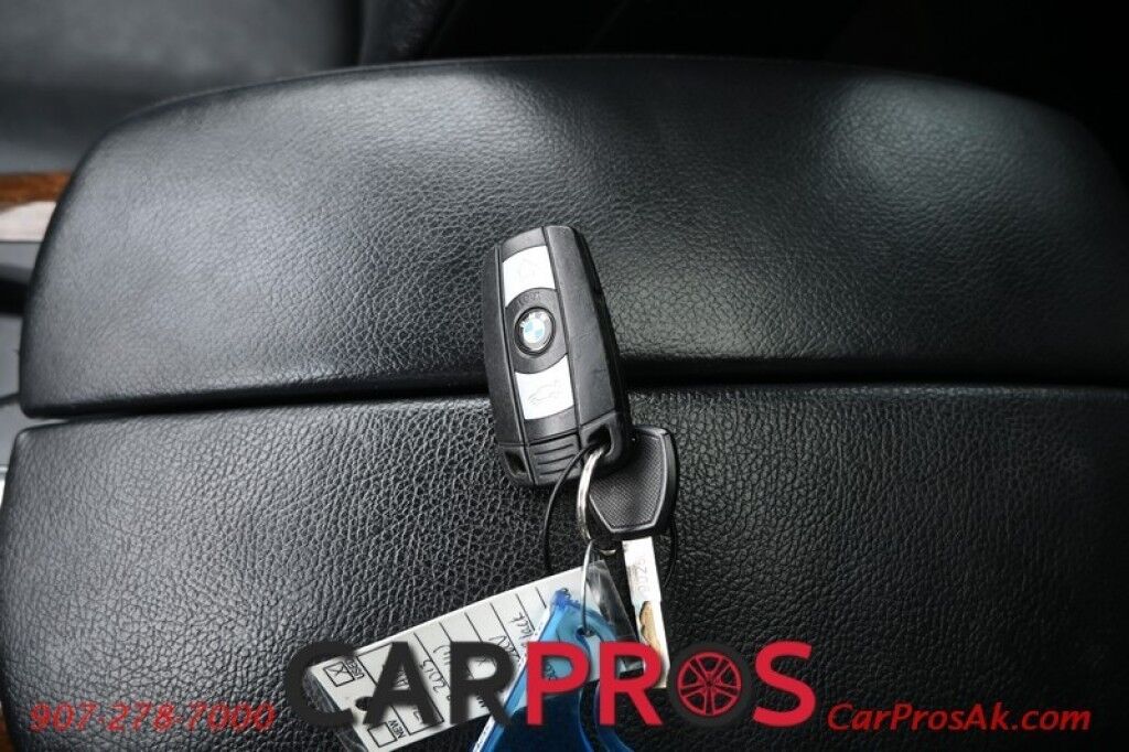 2013 BMW X6 xDrive35i - AWD - Premium & Cold Weather Pkg - Front & Rear Heated Leather Seats - Heated Steering Wheel - Push To Start - Navigation - Backup Camera - Bluetooth - Sunroof Anchorage AK