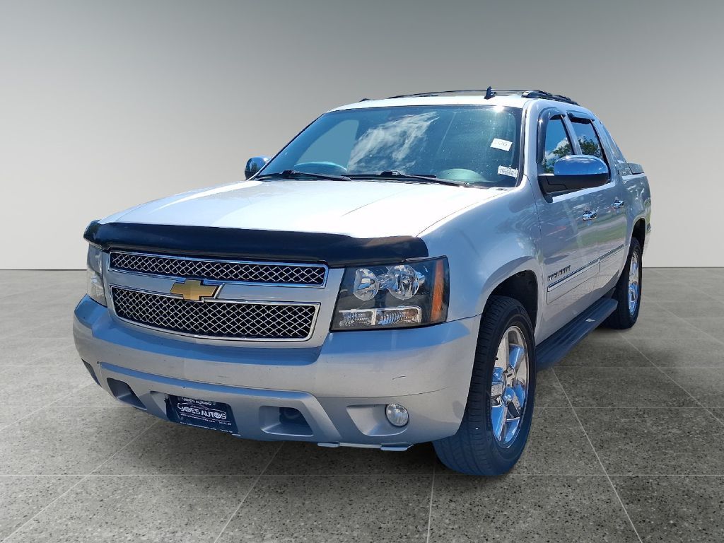 2013 CHEVROLET AVALANCHE LTZ