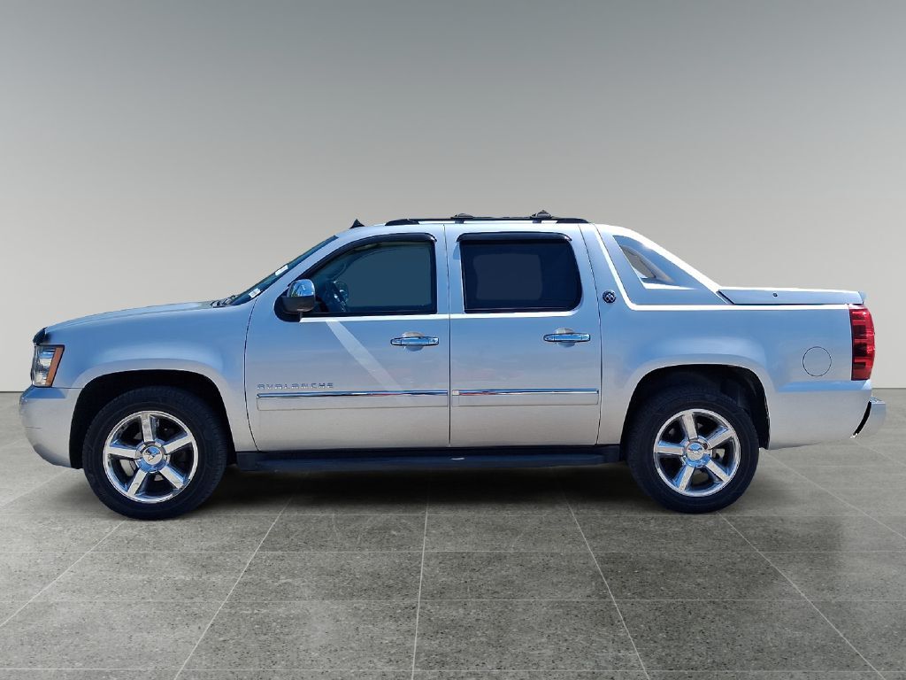 2013 CHEVROLET AVALANCHE LTZ
