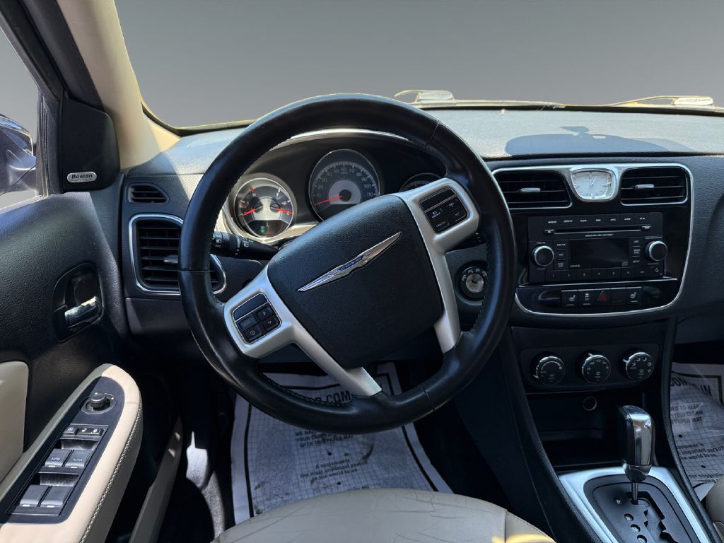 2013 CHRYSLER 200 LIMITED Toledo OH