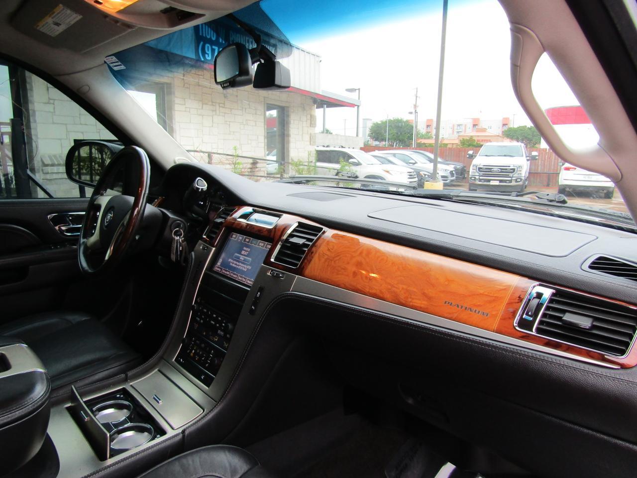 2013 Cadillac Escalade 2WD 4dr Platinum Edition Grand Prairie TX