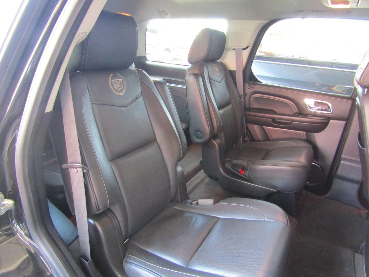 2013 Cadillac Escalade AWD 4dr Platinum Edition Grand Prairie TX