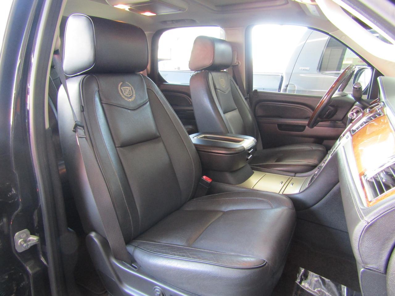 2013 Cadillac Escalade AWD 4dr Platinum Edition Grand Prairie TX
