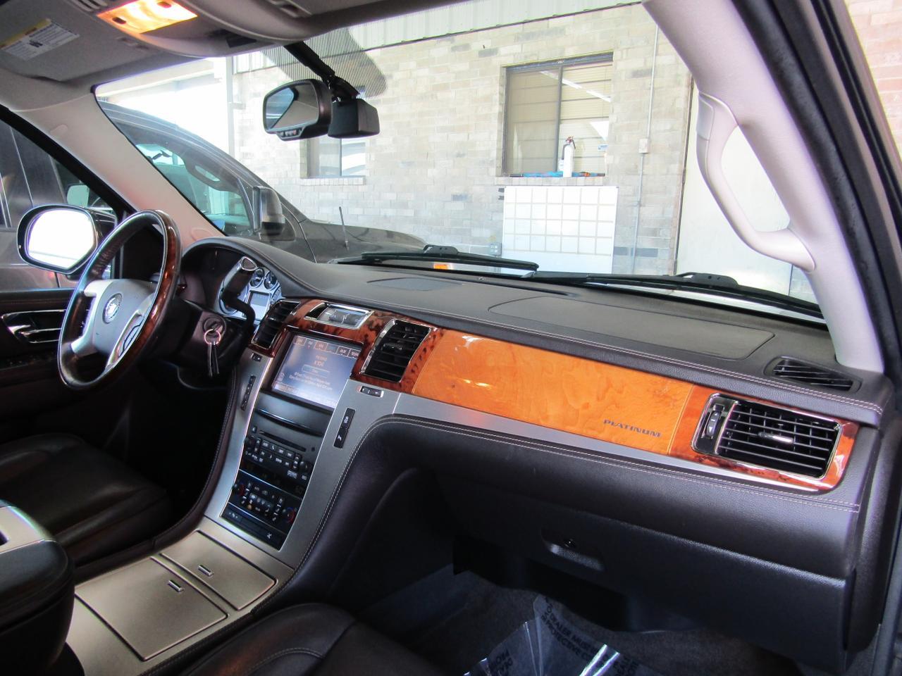 2013 Cadillac Escalade AWD 4dr Platinum Edition Grand Prairie TX