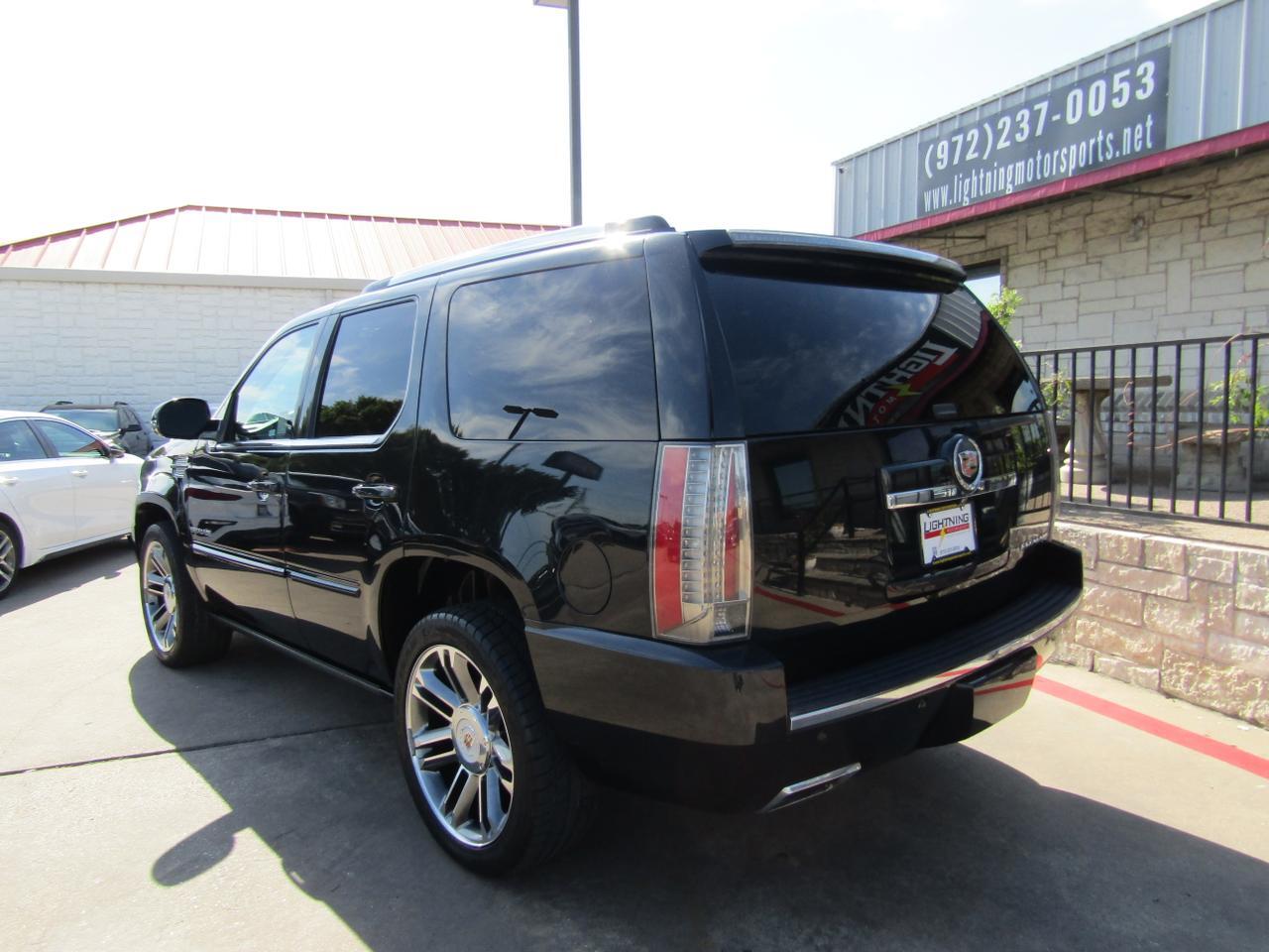 2013 Cadillac Escalade AWD 4dr Premium Grand Prairie TX