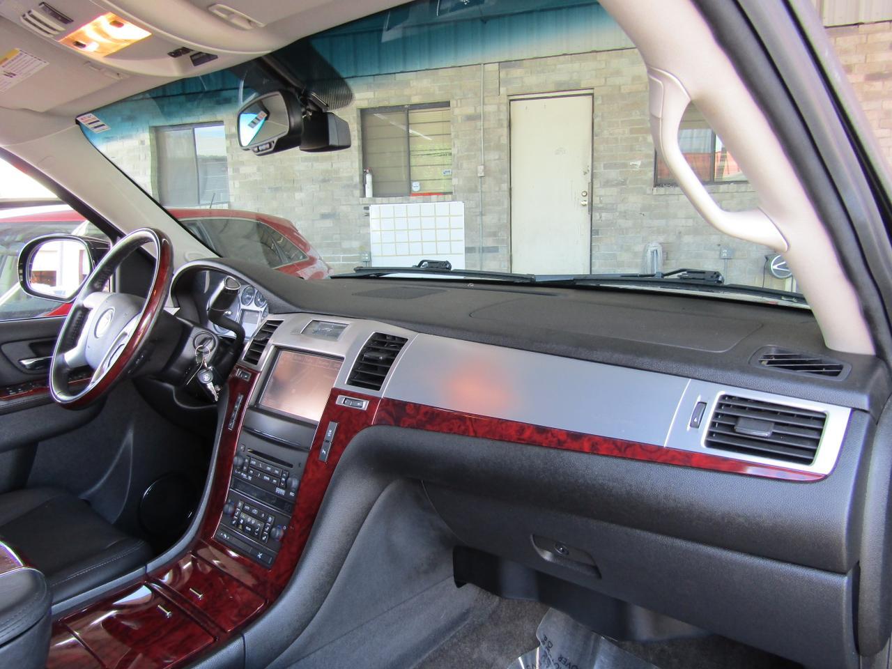 2013 Cadillac Escalade AWD 4dr Premium Grand Prairie TX