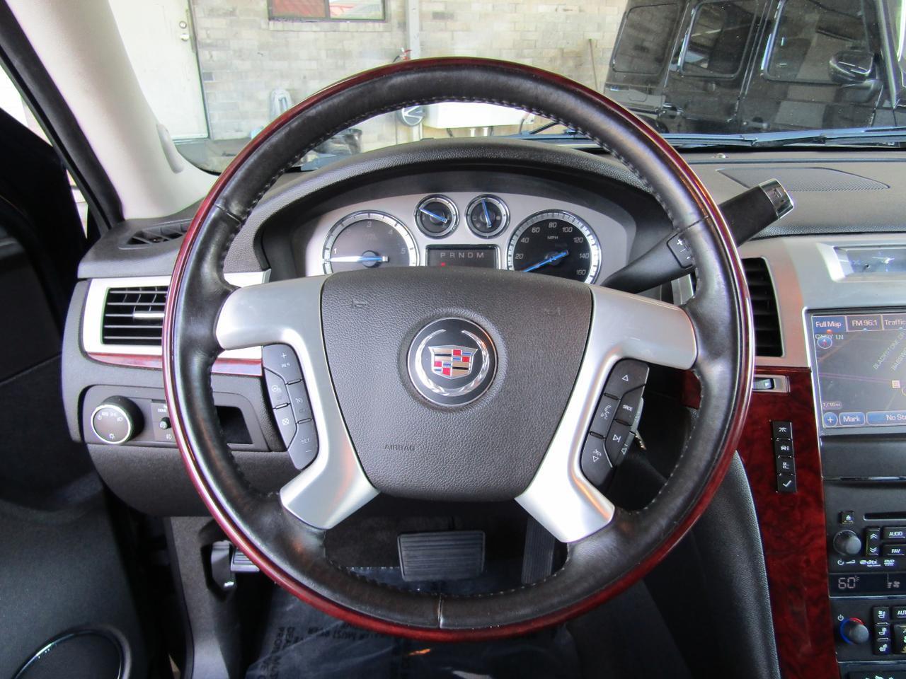 2013 Cadillac Escalade AWD 4dr Premium Grand Prairie TX